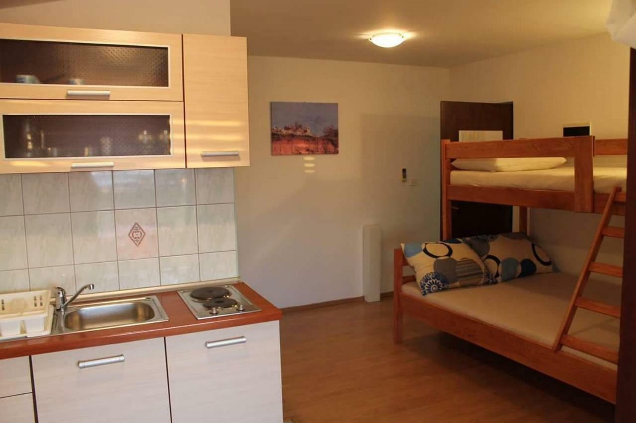 Apartmani Jaman Vrsi Eksteriør bilde