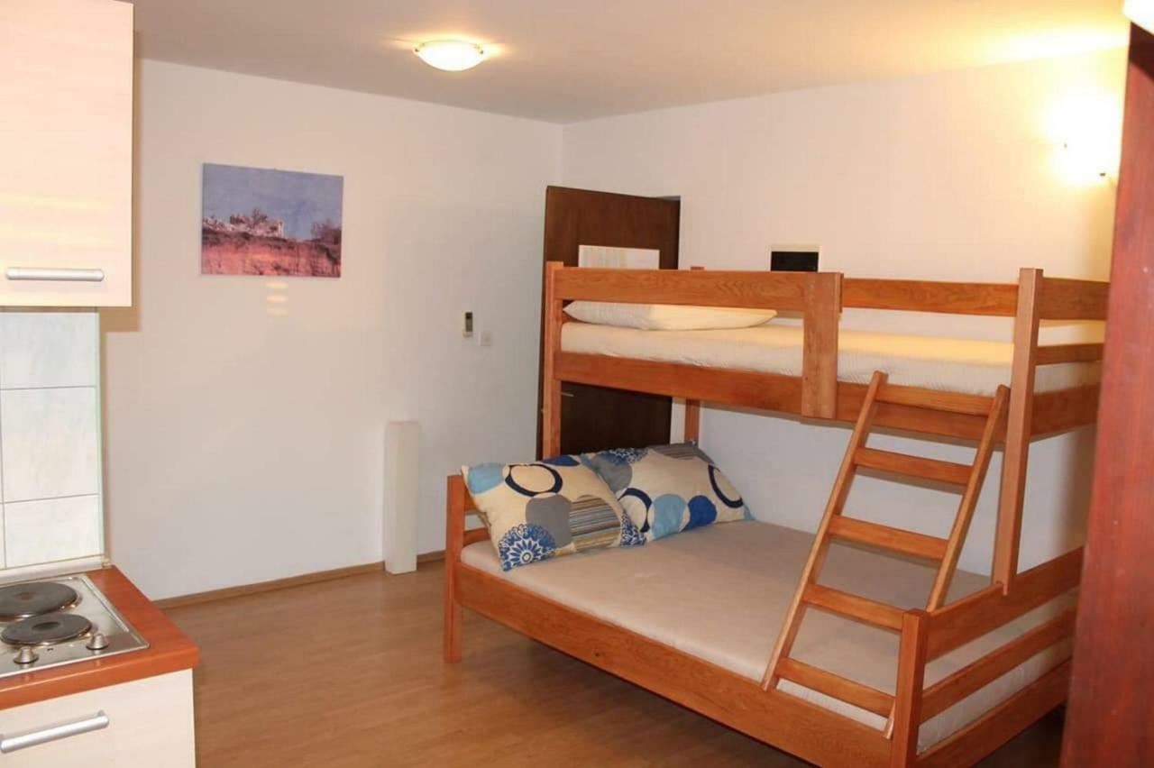 Apartmani Jaman Vrsi Eksteriør bilde