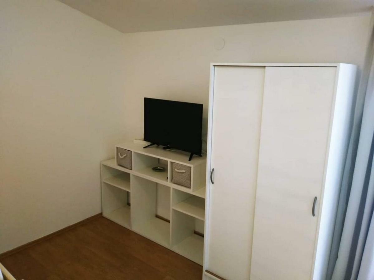 Apartmani Jaman Vrsi Eksteriør bilde