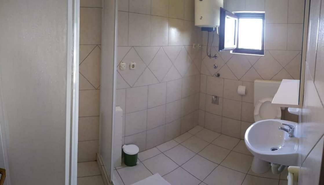 Apartmani Jaman Vrsi Eksteriør bilde